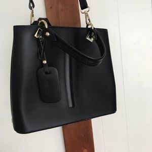 Vera Pelle Purse NWOT